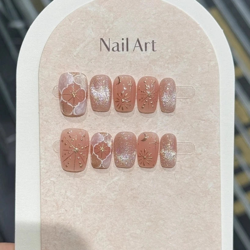 Bloom Ballet Cat-Eye Nails