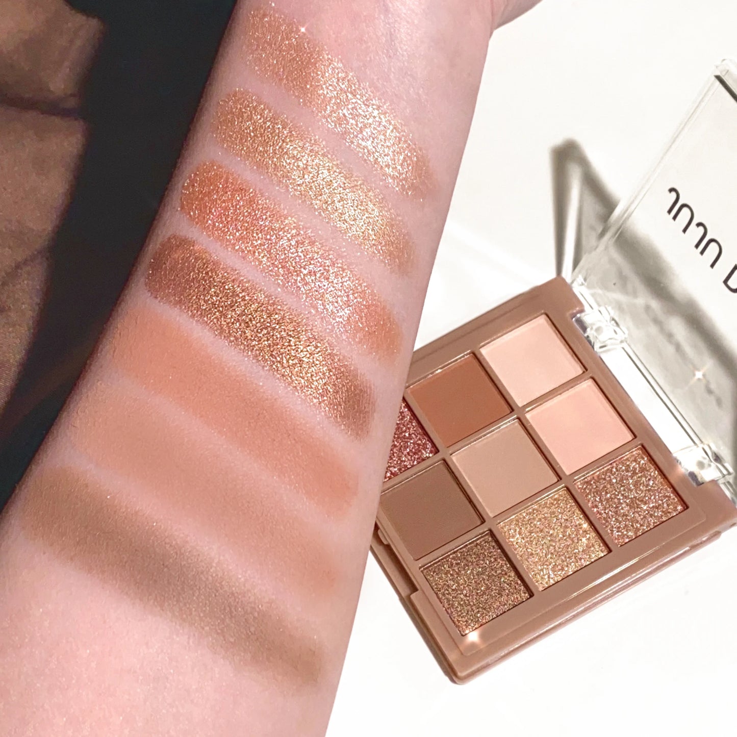 Velvet Luxe Eyeshadow Palette